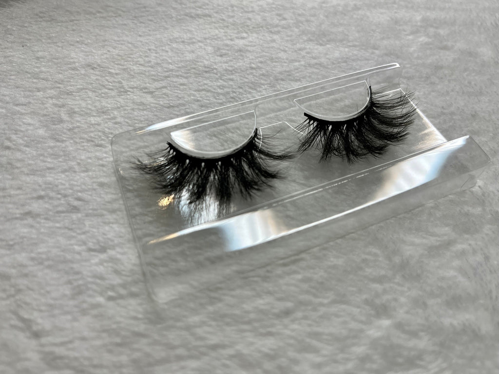Dramatic Wispy Lash