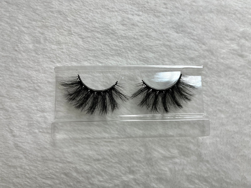 Dramatic Wispy Lash